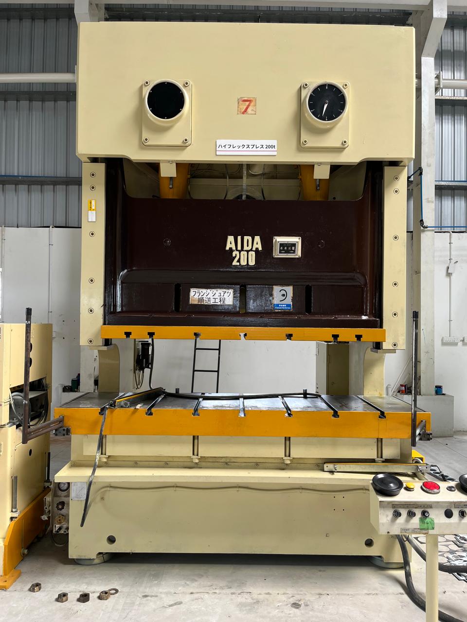 AIDA 200